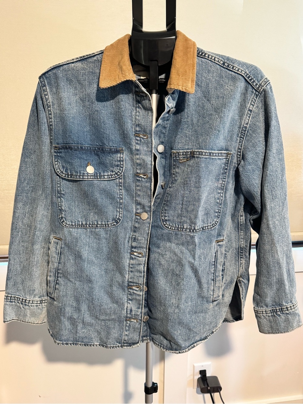Universal Thread Light Blue Denim Jacket with Tan Corduroy Collar